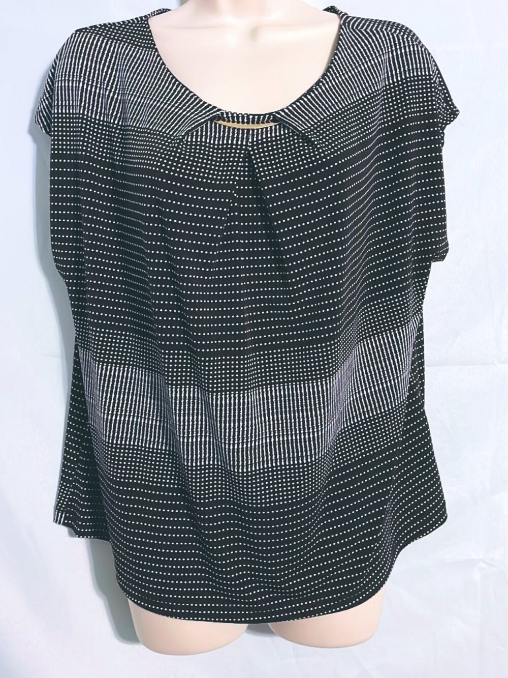 Liz Claiborne Cute Polka Dot Top Size XL